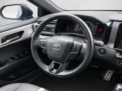 2025 Toyota Camry SE (SE)
