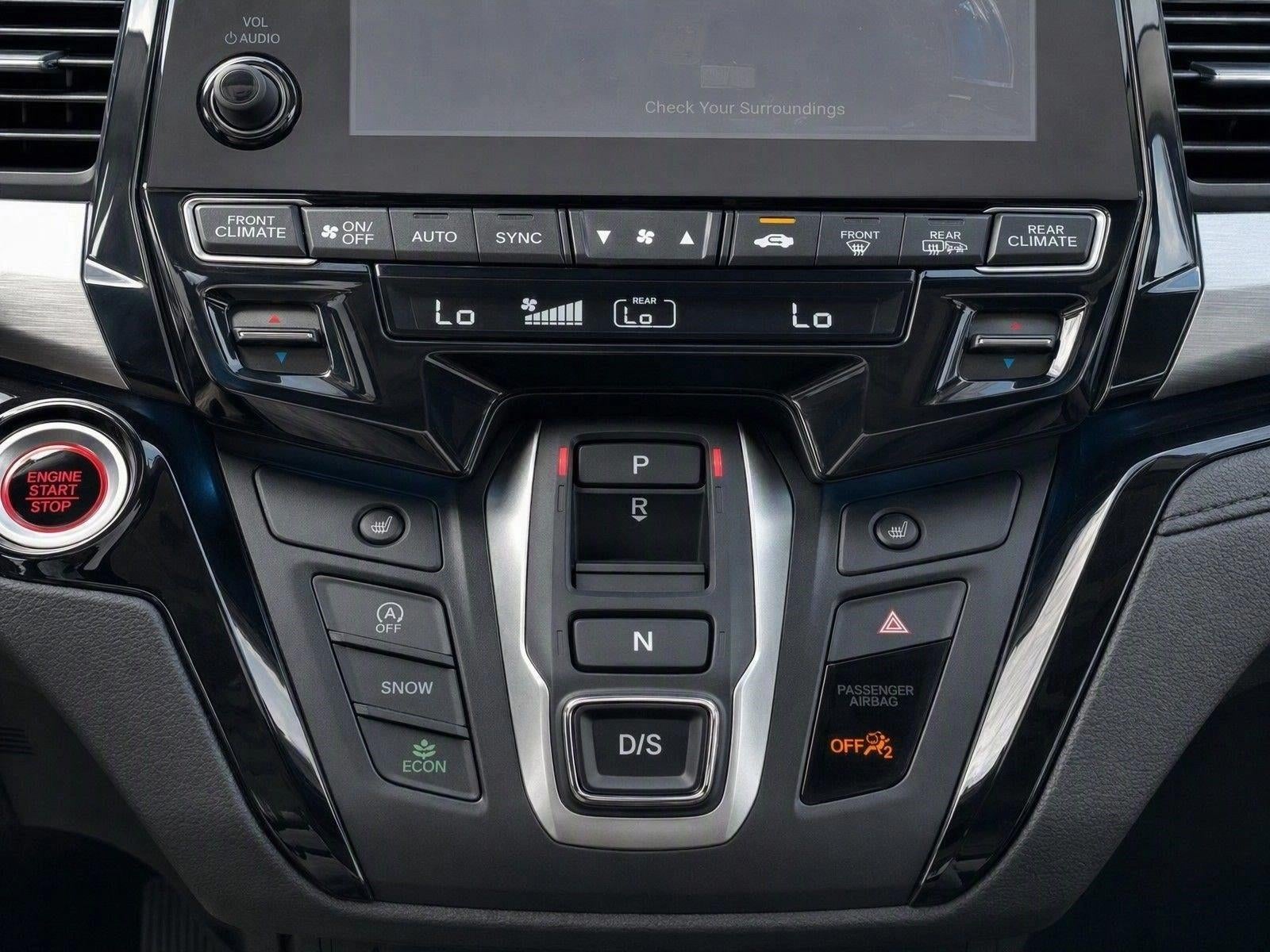 2024 Honda Odyssey Touring Auto