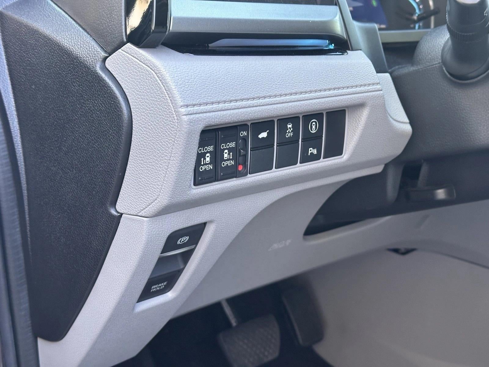 2023 Honda Odyssey Touring Auto