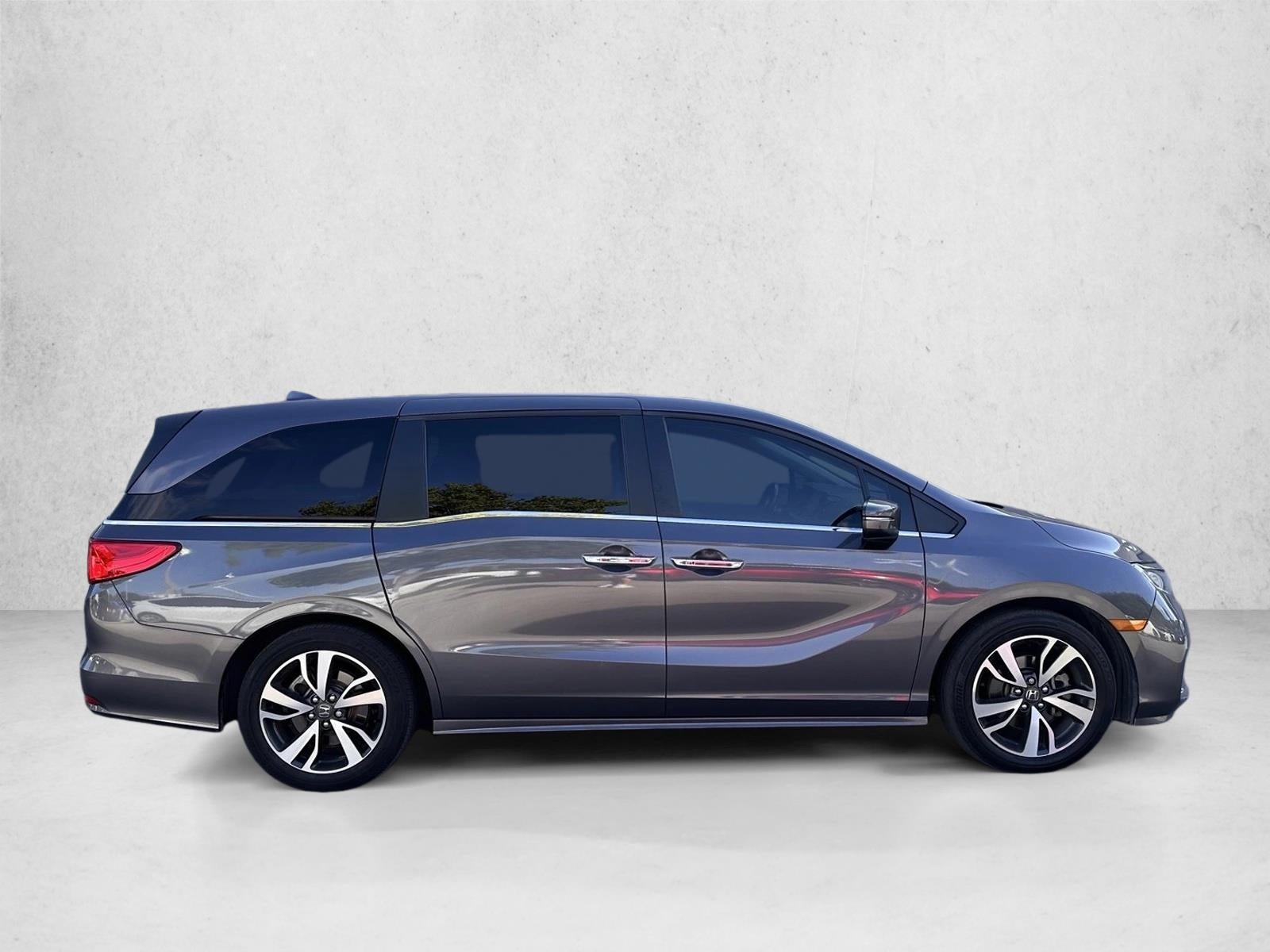 2023 Honda Odyssey Touring Auto