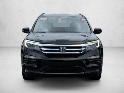 2016 Honda Pilot AWD Touring with DVD Rear Entertainment System and Navigation