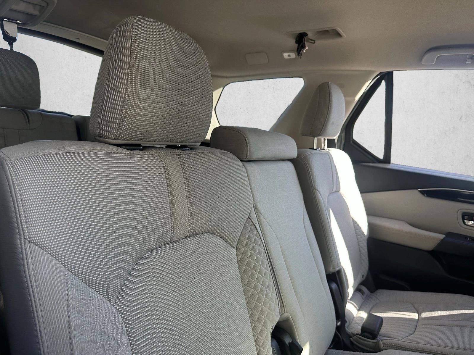 2023 Honda Pilot LX AWD