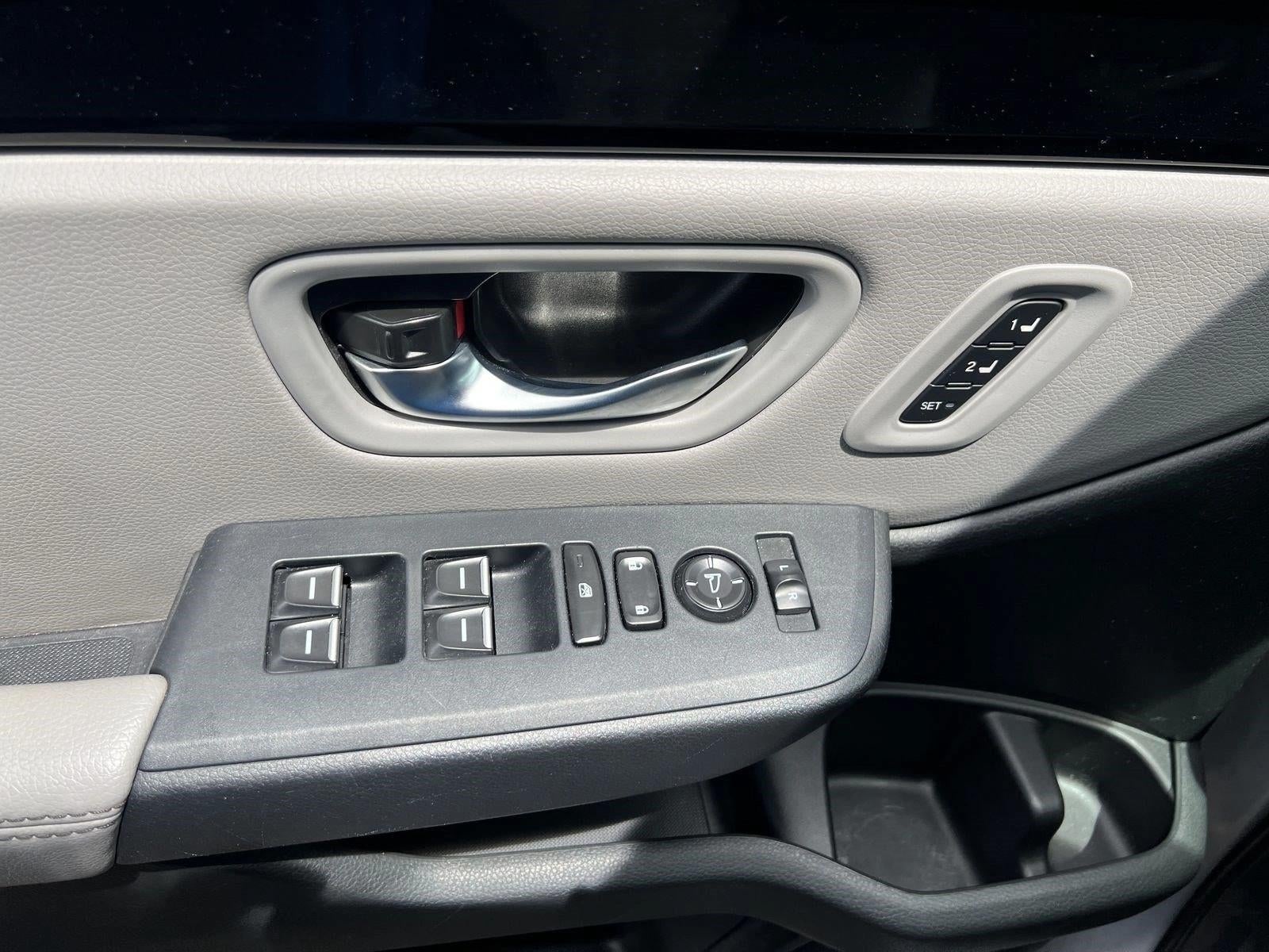 2023 Honda Pilot EX-L 8 Passenger AWD