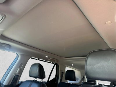 2023 Honda Pilot Touring 2WD