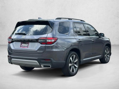 2024 Honda Pilot Touring 2WD