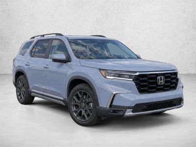 2025 Honda Pilot Touring 2WD
