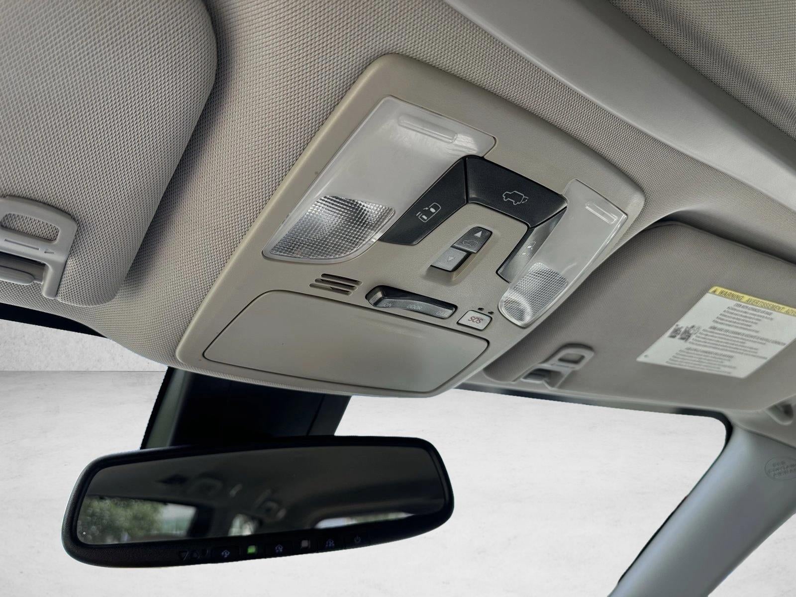 2020 Toyota Sienna XLE FWD 8-Passenger (Natl)