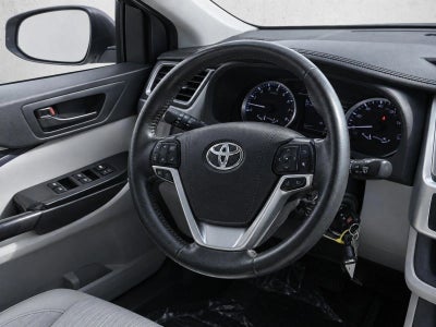 2019 Toyota Highlander LE Plus V6 FWD (SE)
