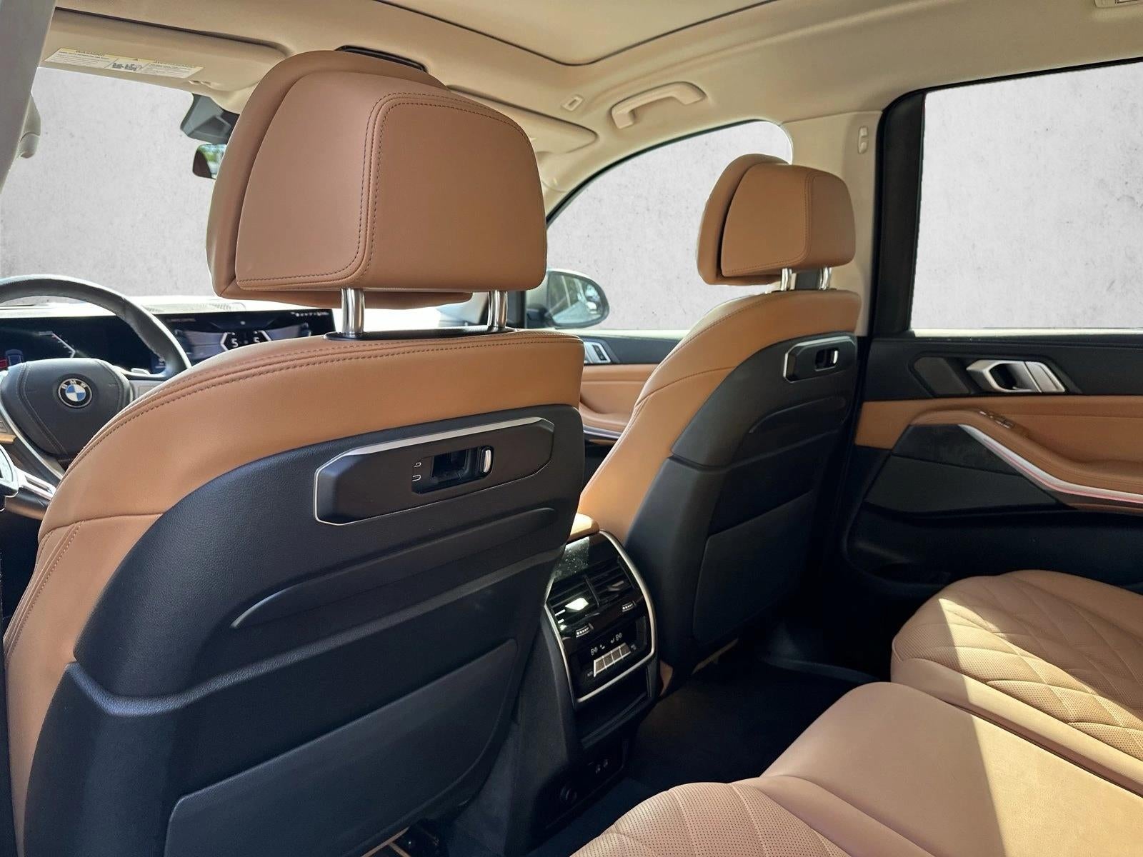 2025 BMW X7 xDrive40i Sports Activity Vehicle
