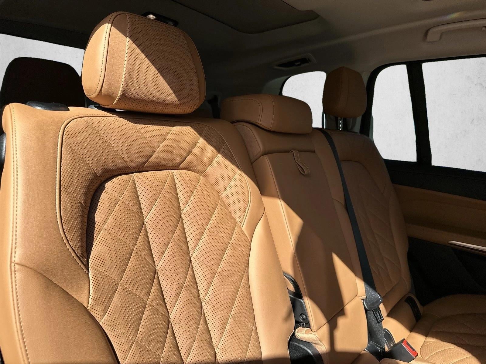 2025 BMW X7 xDrive40i Sports Activity Vehicle