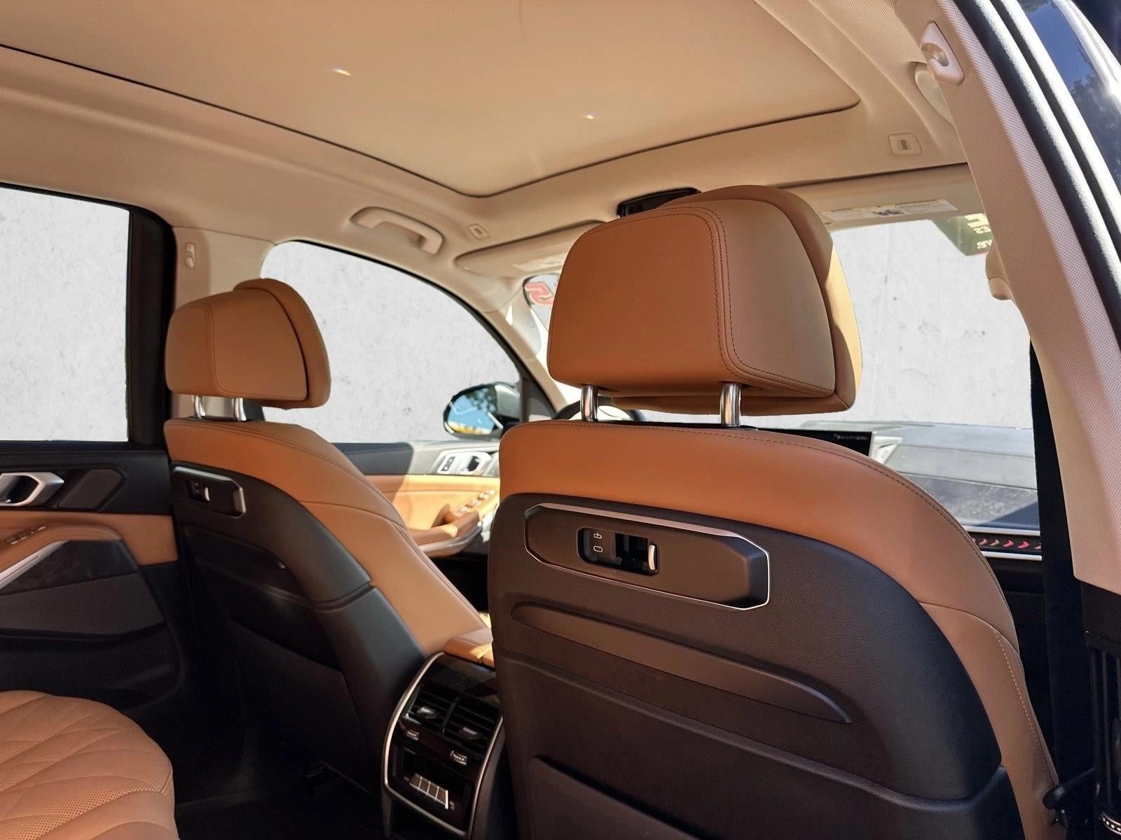 2025 BMW X7 xDrive40i Sports Activity Vehicle