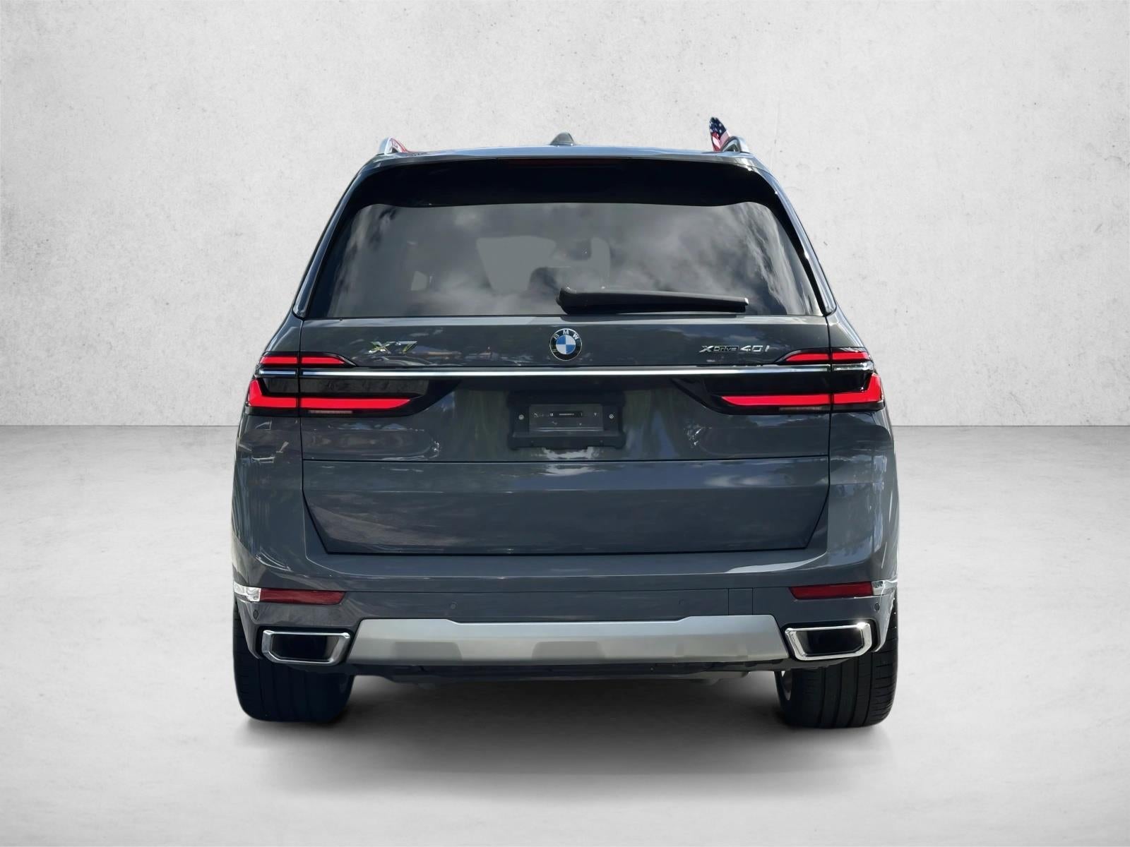 2025 BMW X7 xDrive40i Sports Activity Vehicle