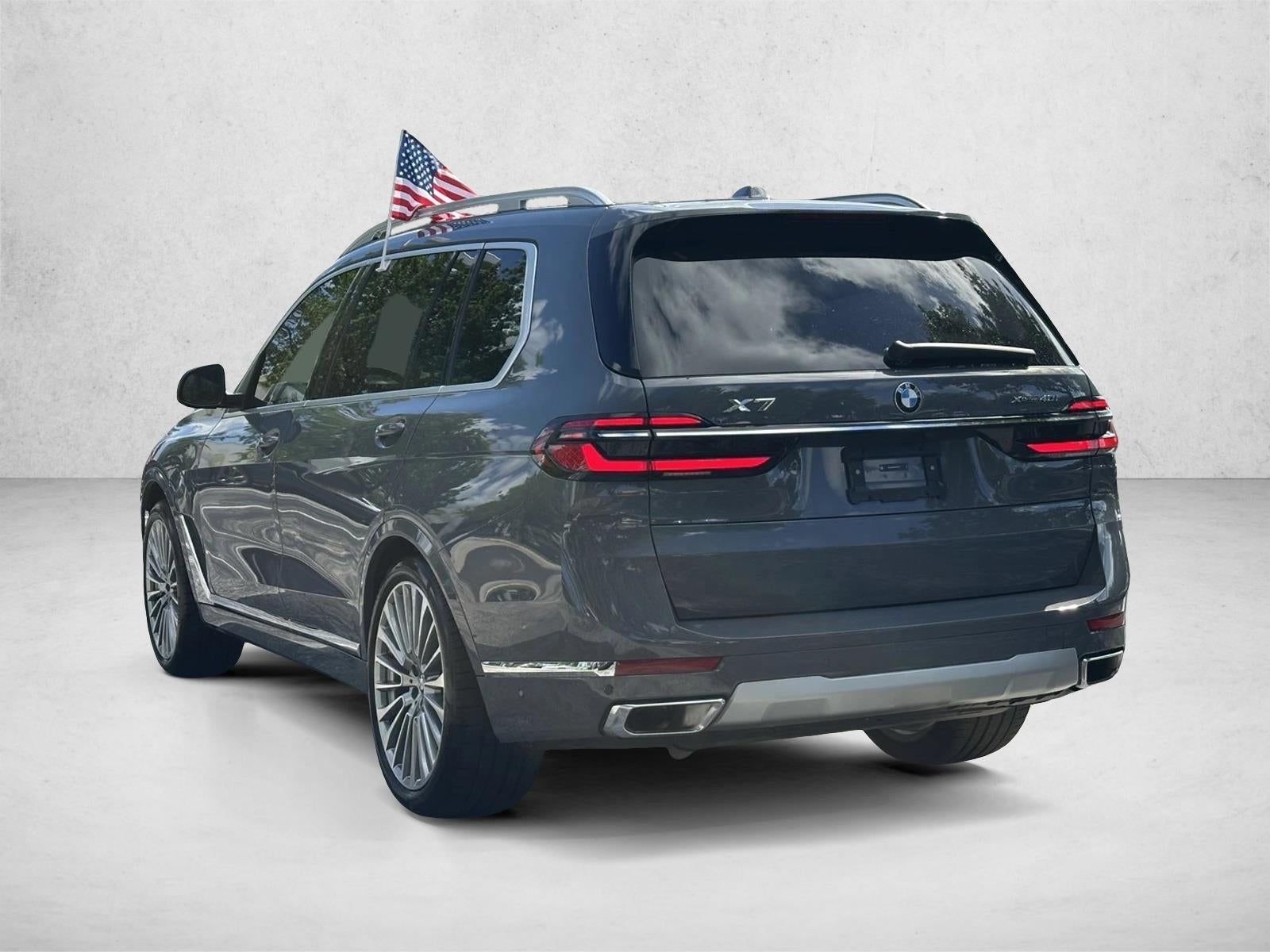 2025 BMW X7 xDrive40i Sports Activity Vehicle