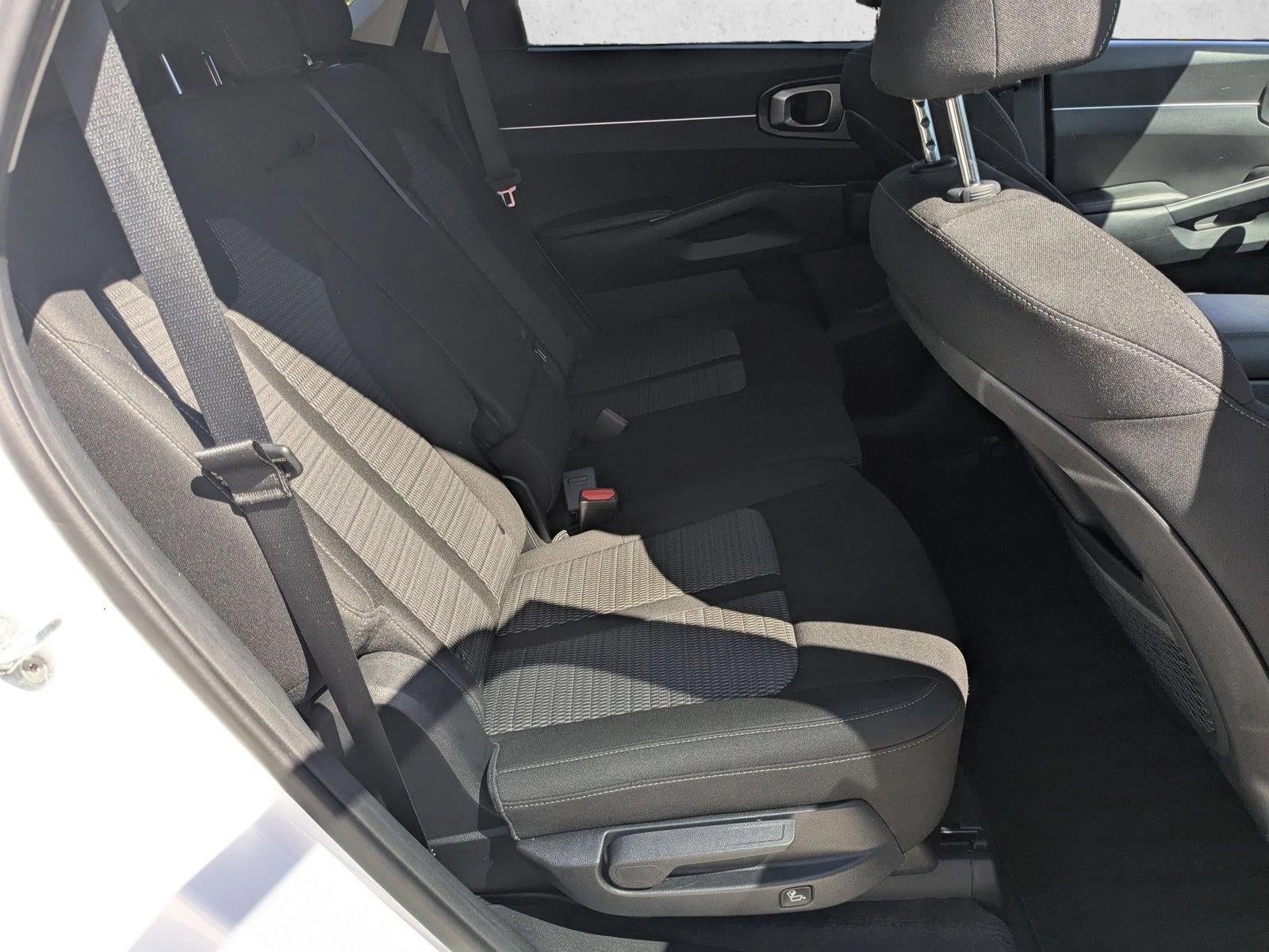 2023 Kia Sorento LX FWD