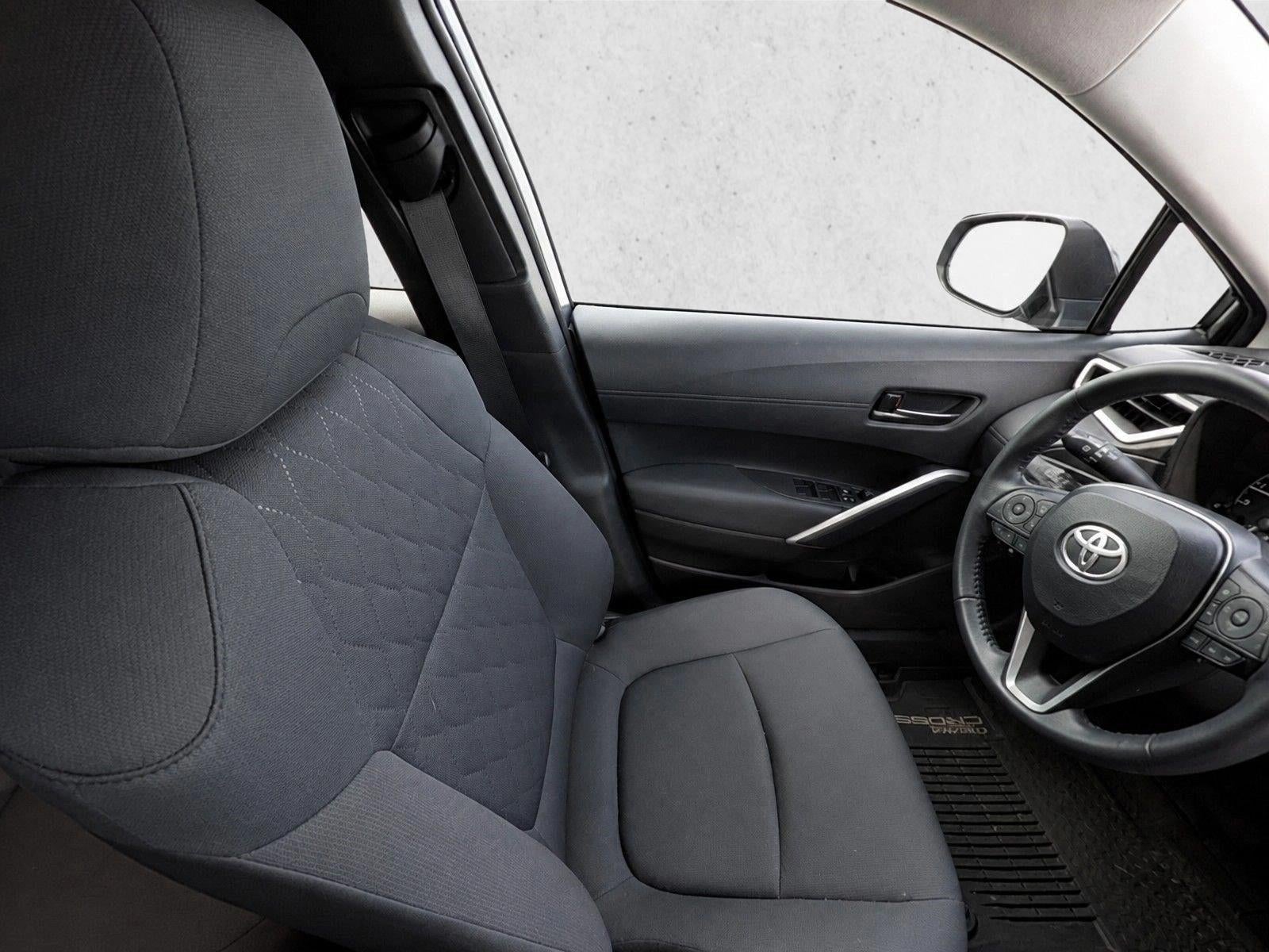 2025 Toyota Corolla Cross LE 2WD (Natl)