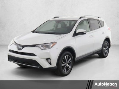 2017 Toyota RAV4 XLE FWD (GS)