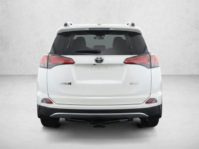 2017 Toyota RAV4 XLE FWD (GS)
