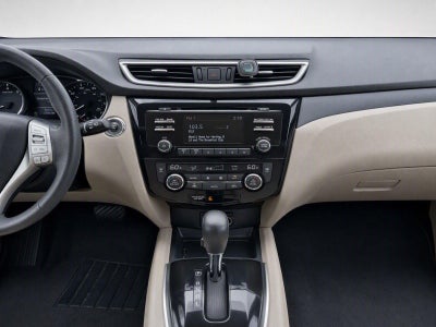 2016 Nissan Rogue FWD 4dr SV