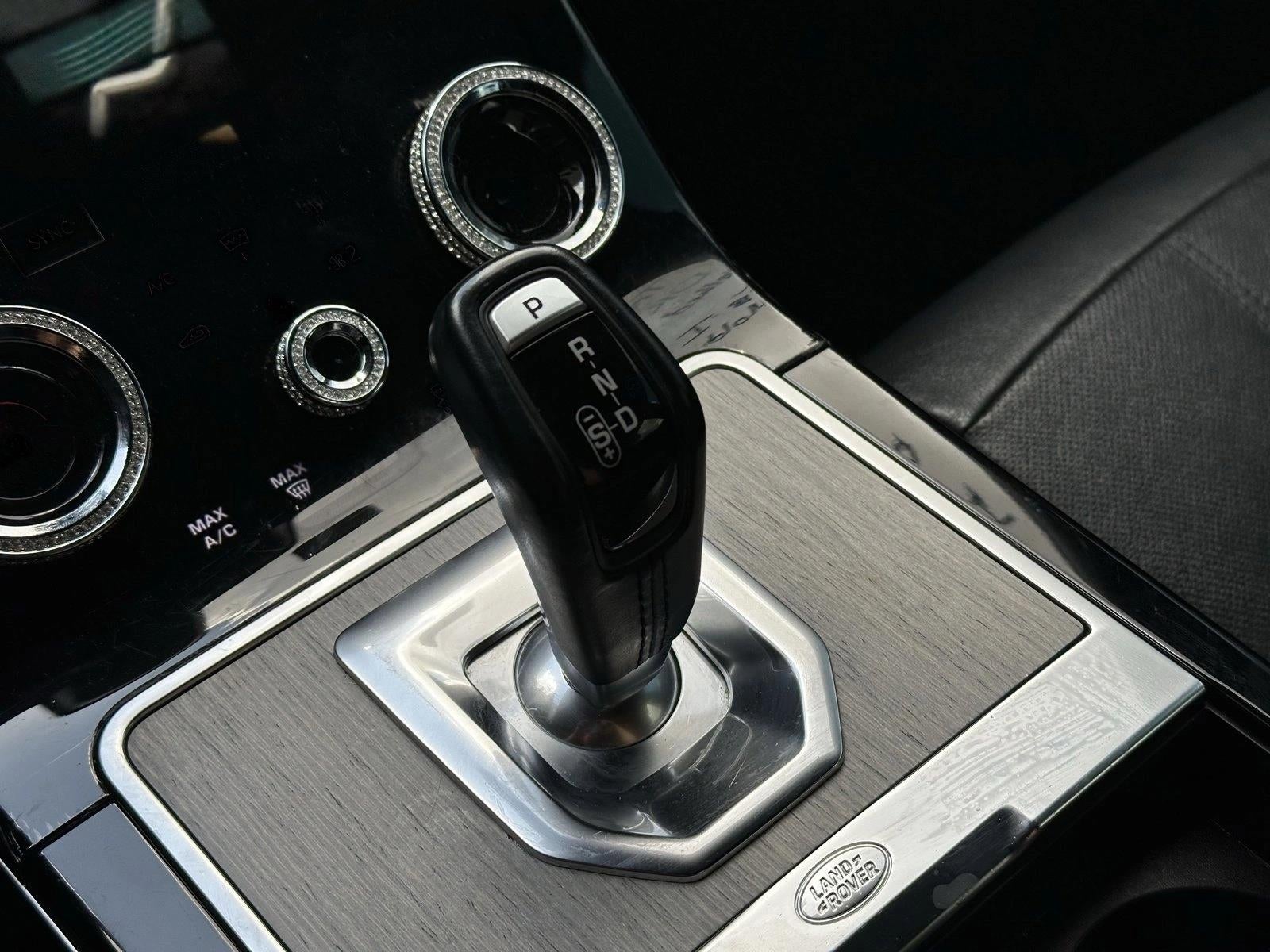 2021 Land Rover Range Rover Evoque SE AWD