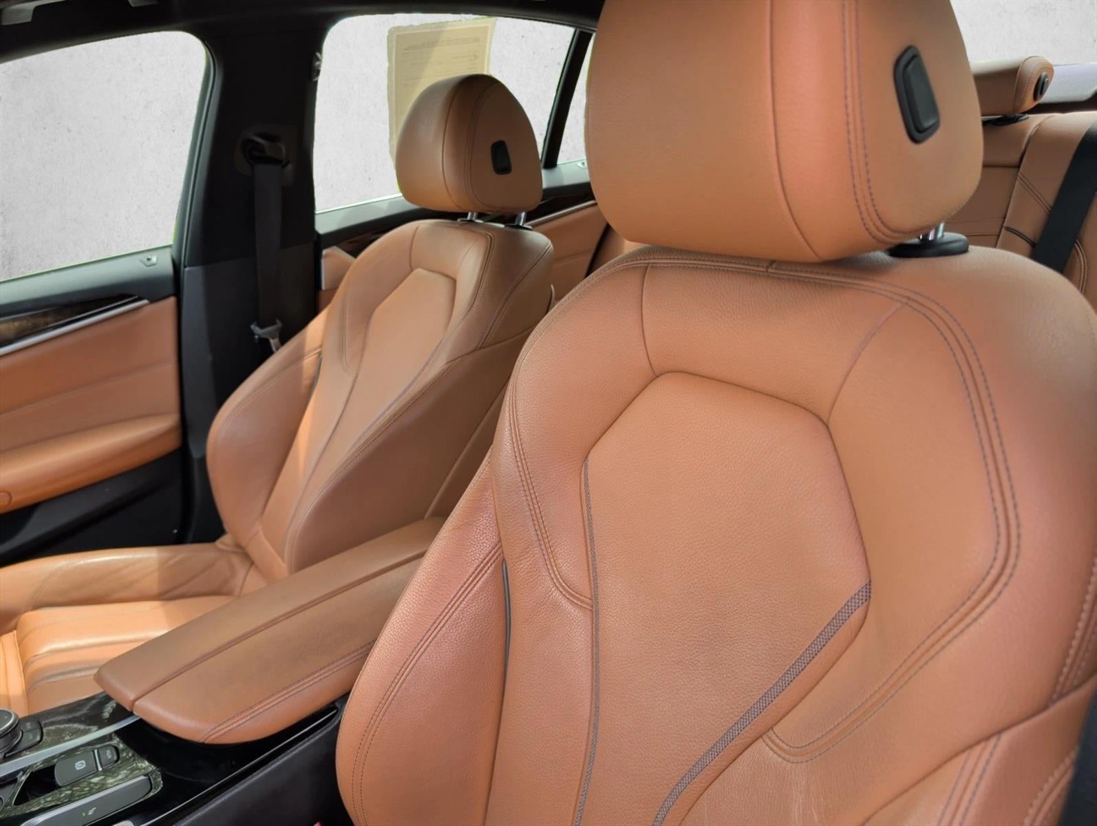 2019 BMW 540i Sedan