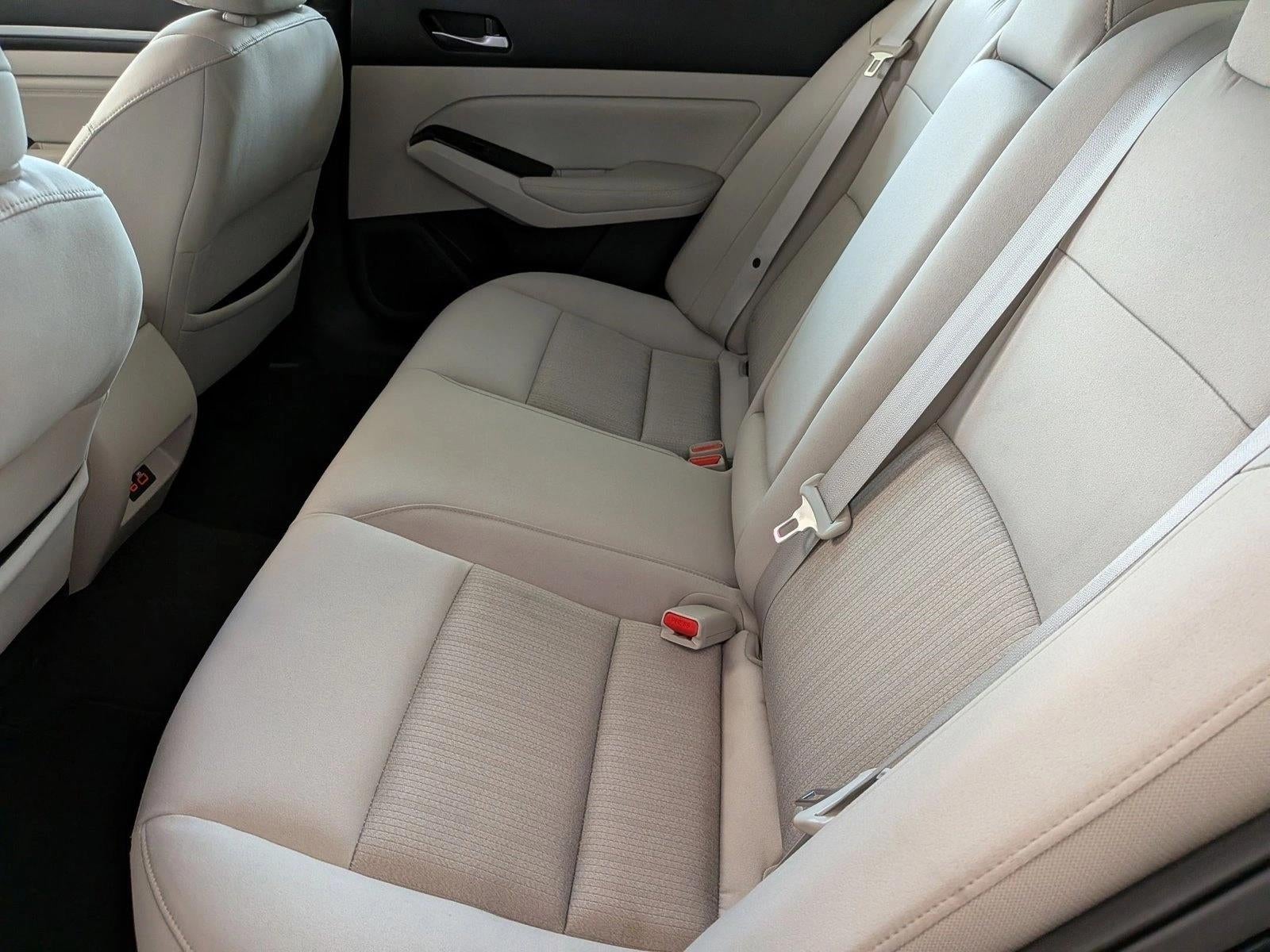 2021 Nissan Altima 2.5 SV Sedan