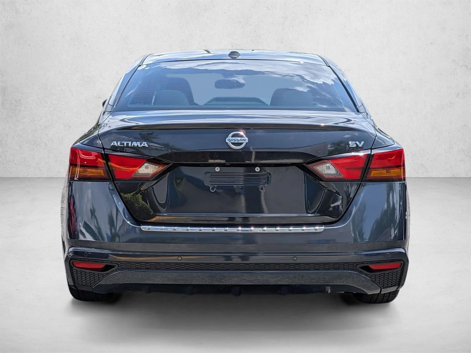 2021 Nissan Altima 2.5 SV Sedan