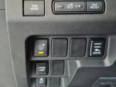 2022 Nissan Frontier Crew Cab 4x2 SV Auto