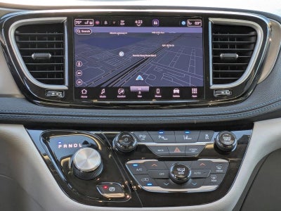 2021 Chrysler Pacifica Hybrid Touring L FWD