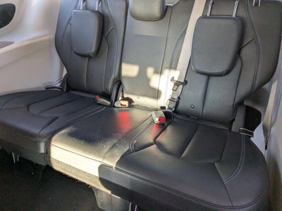 2021 Chrysler Pacifica Hybrid Touring L FWD