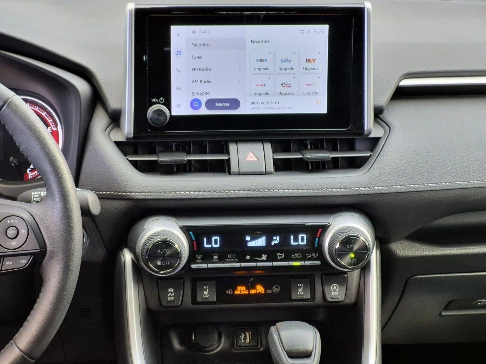2025 Toyota RAV4 XLE AWD (Natl)
