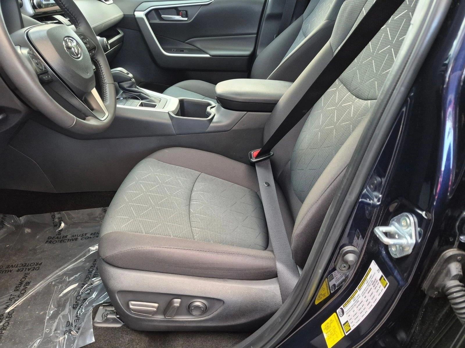 2025 Toyota RAV4 XLE AWD (Natl)
