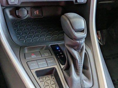 2024 Toyota RAV4 XLE FWD (Natl)