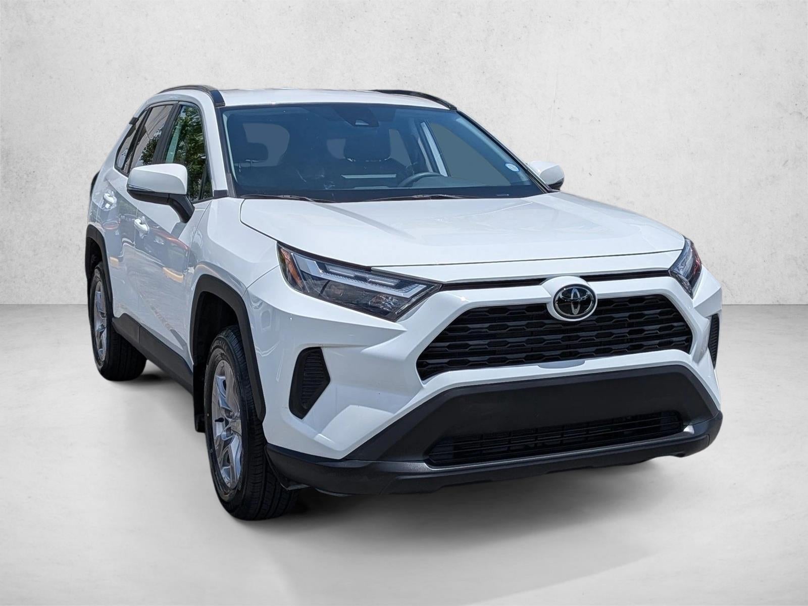 2024 Toyota RAV4 XLE FWD (Natl)