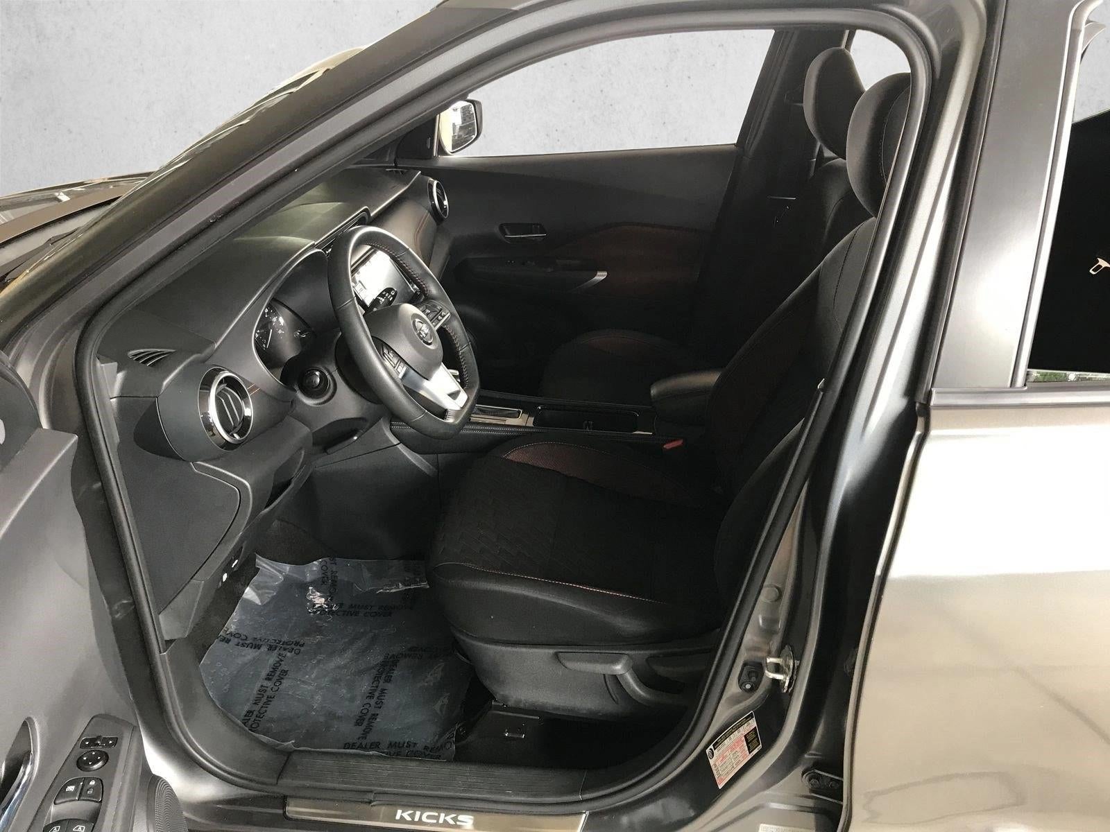 2021 Nissan Kicks SR FWD