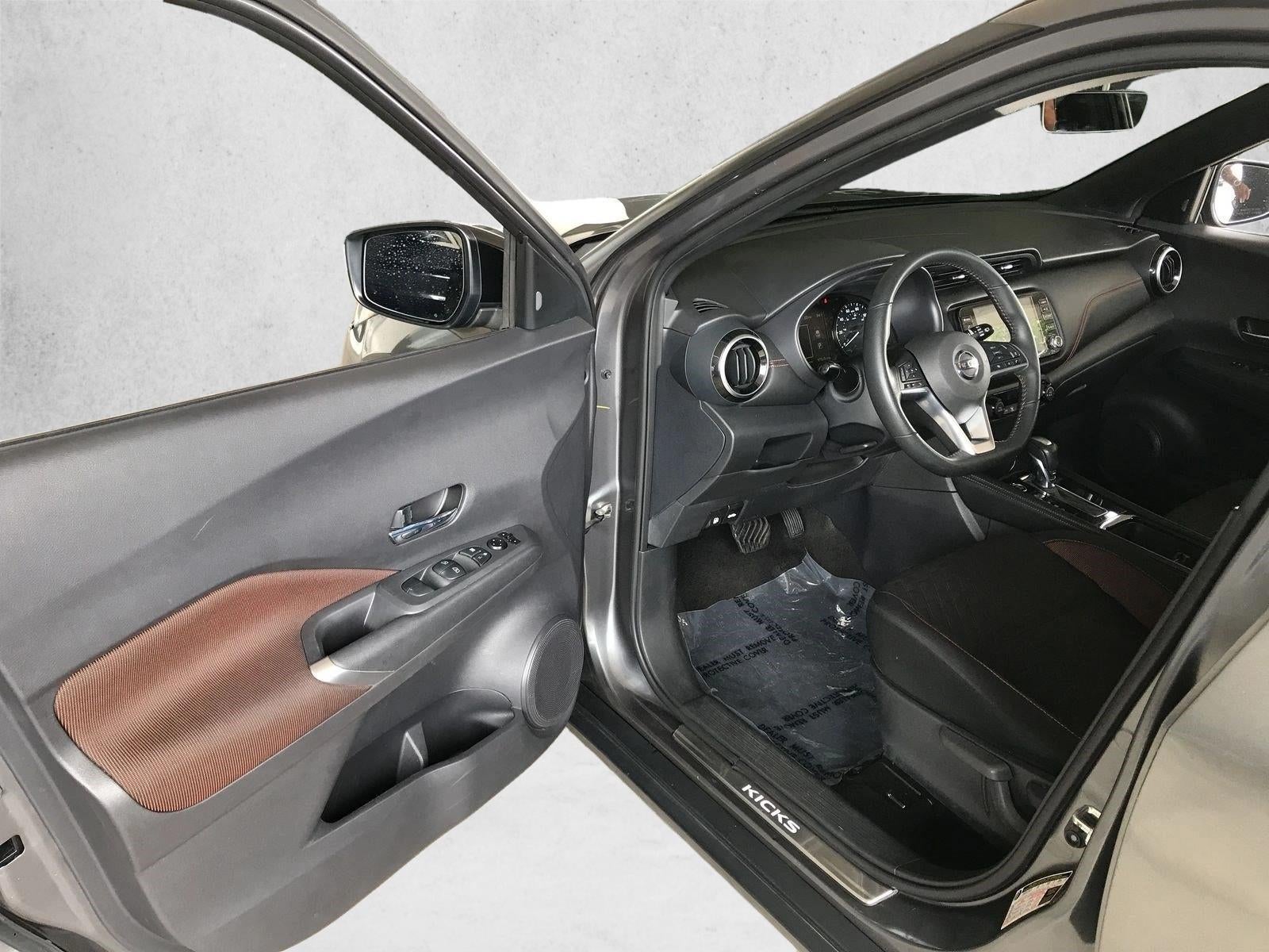 2021 Nissan Kicks SR FWD