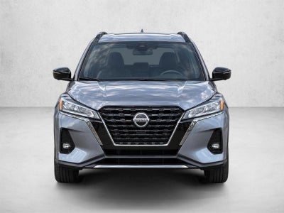 2021 Nissan Kicks SR FWD