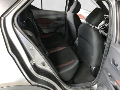 2021 Nissan Kicks SR FWD