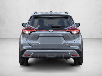 2021 Nissan Kicks SR FWD