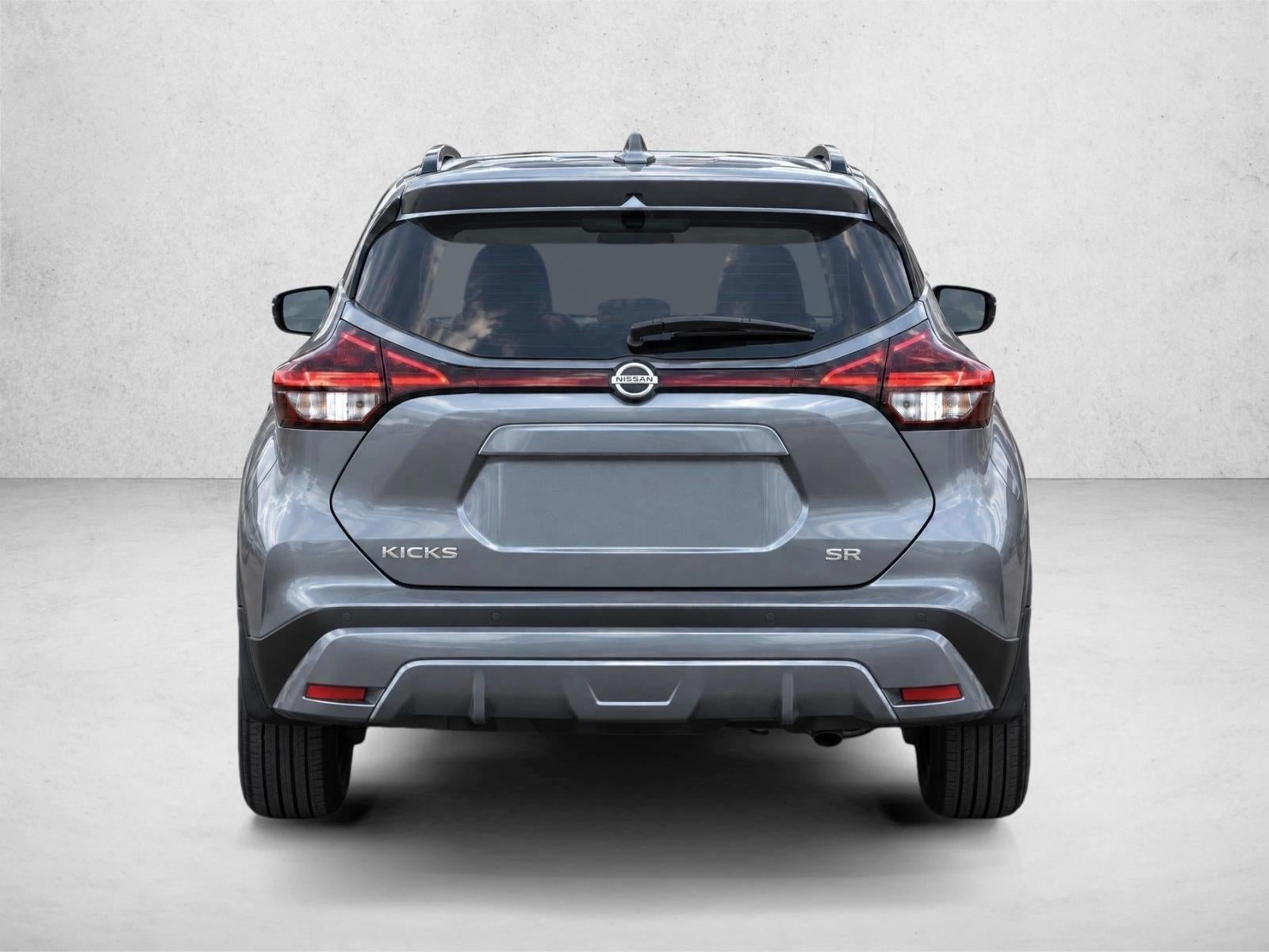 2021 Nissan Kicks SR FWD