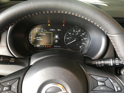 2023 Nissan Kicks SR FWD