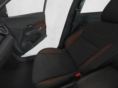 2023 Nissan Kicks SR FWD