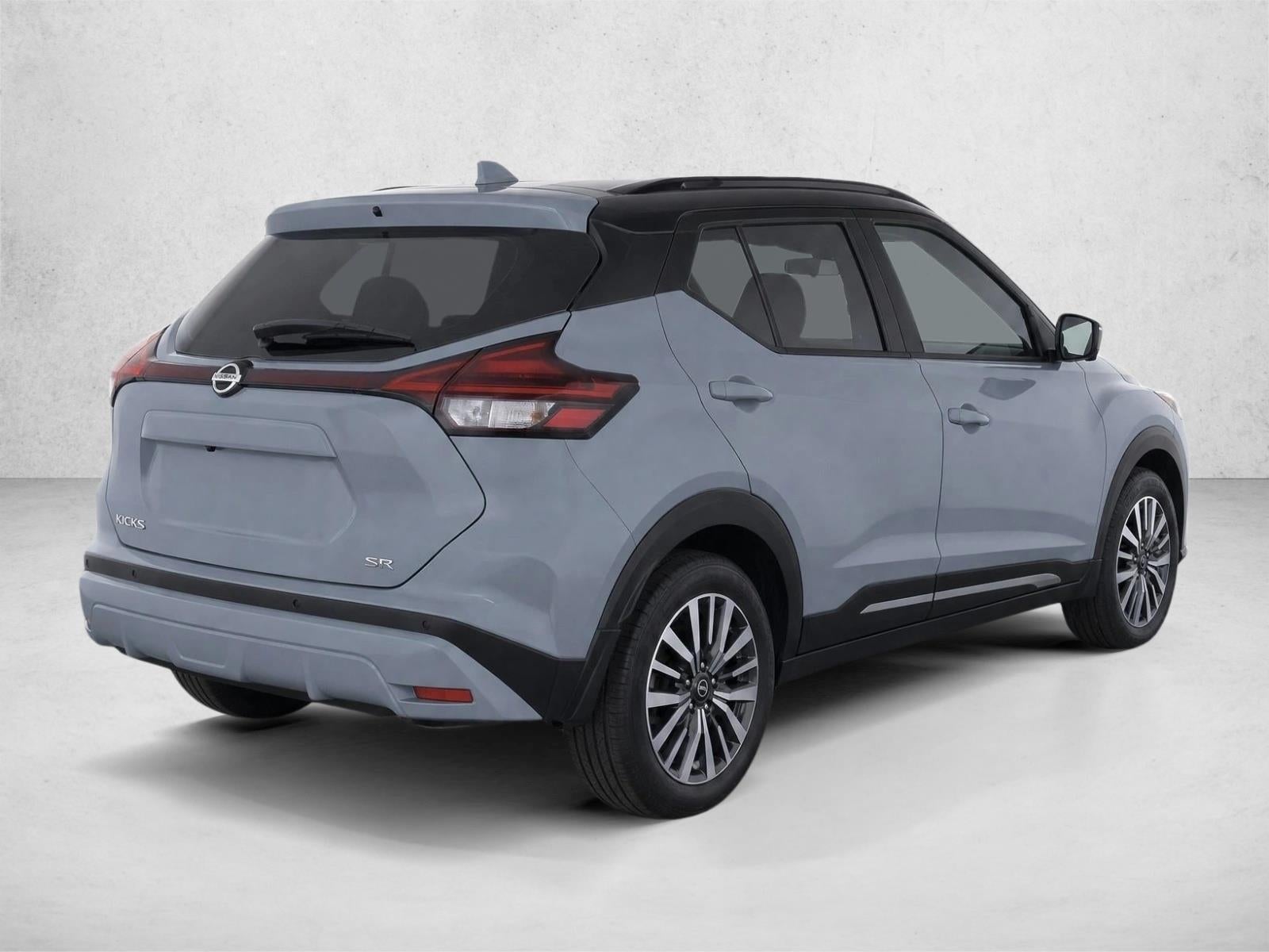 2023 Nissan Kicks SR FWD