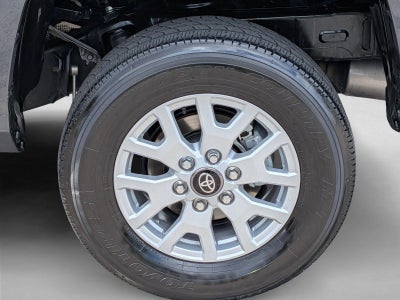 2025 Toyota Tacoma 2WD 2WD SR5 Double Cab 5' Bed AT (SE)