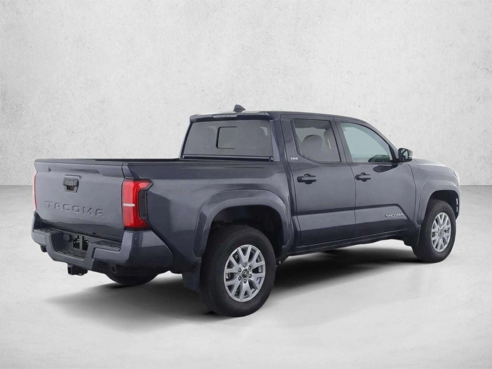 2025 Toyota Tacoma 2WD 2WD SR5 Double Cab 5' Bed AT (SE)