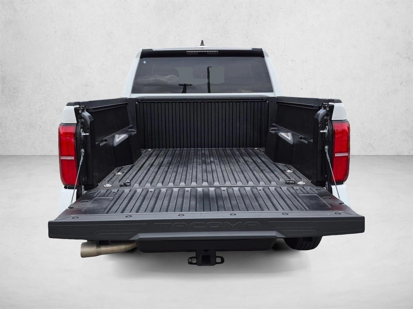 2024 Toyota Tacoma 4WD 4WD SR5 Double Cab 5' Bed AT (Natl)