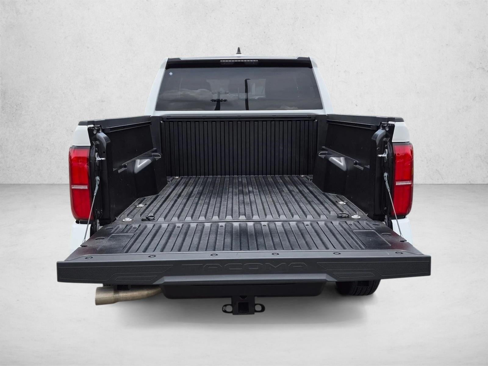 2024 Toyota Tacoma 4WD 4WD SR5 Double Cab 5' Bed AT (Natl)