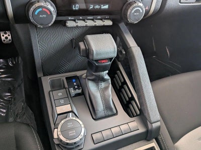 2025 Toyota Tacoma 4WD 4WD TRD Sport Hybrid Double Cab 5' Bed AT (Natl)