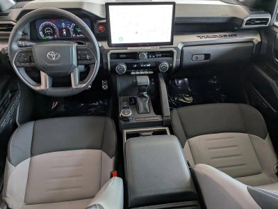 2025 Toyota Tacoma 4WD 4WD TRD Sport Hybrid Double Cab 5' Bed AT (Natl)