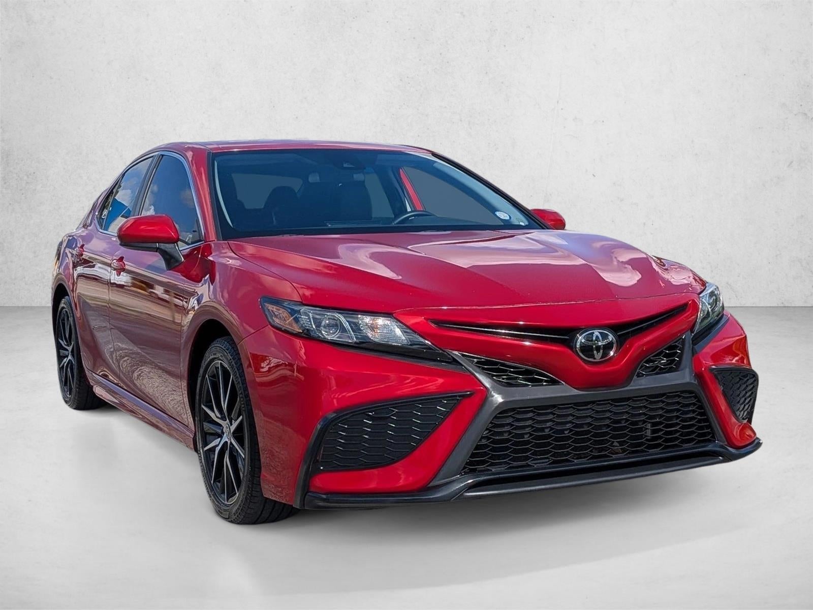 2021 Toyota Camry SE Auto (SE)