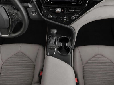 2022 Toyota Camry SE Auto (SE)